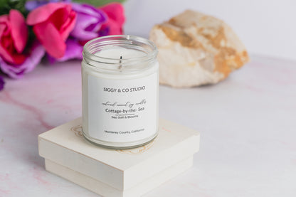 Cottage-by-the-Sea – Sea Salt & Blooms Coconut Soy Scented Candle